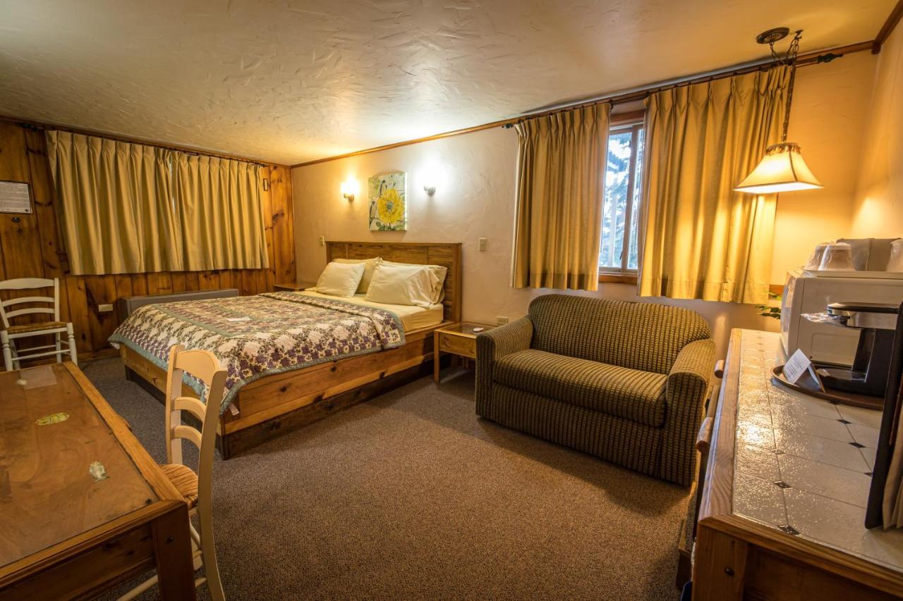 هايوارد Riverside Motel المظهر الخارجي الصورة