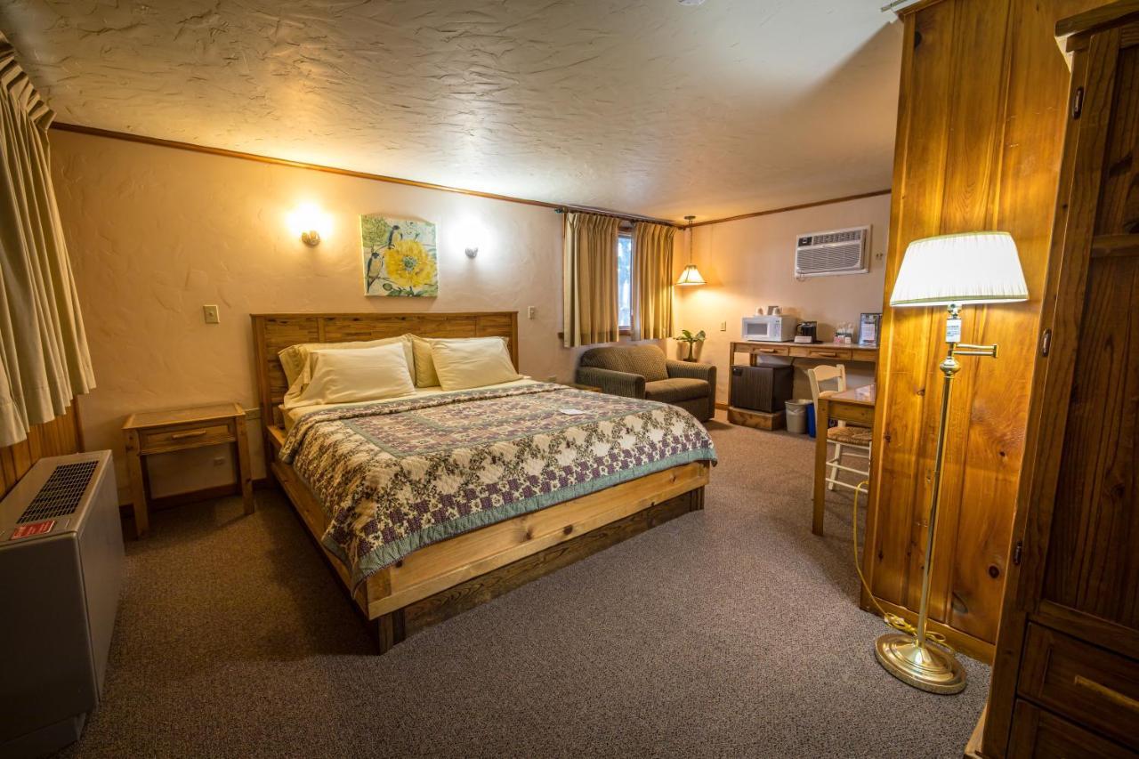 هايوارد Riverside Motel المظهر الخارجي الصورة
